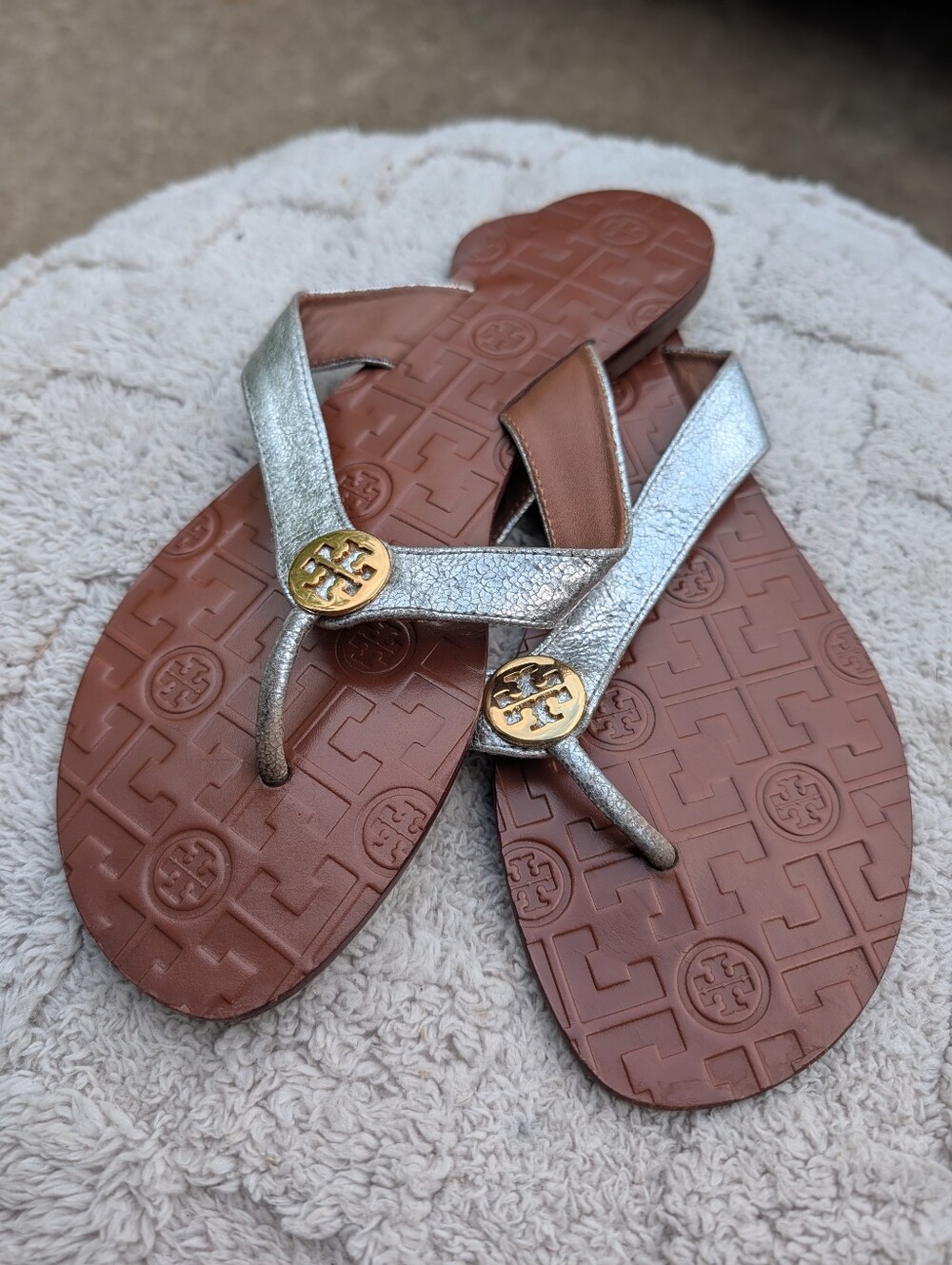 Women's Tory Burch Silver Leather Sandals Size 9